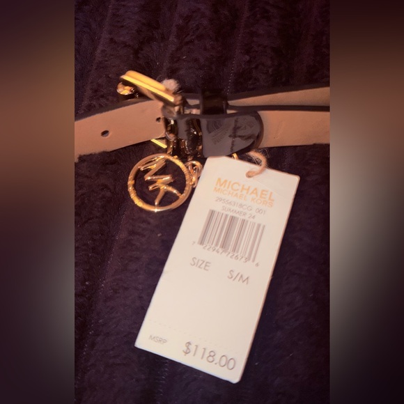 Michael Kors Black Patent Embossed MK Logo Belt Bag with Gold Hardware - Picture 6 of 10